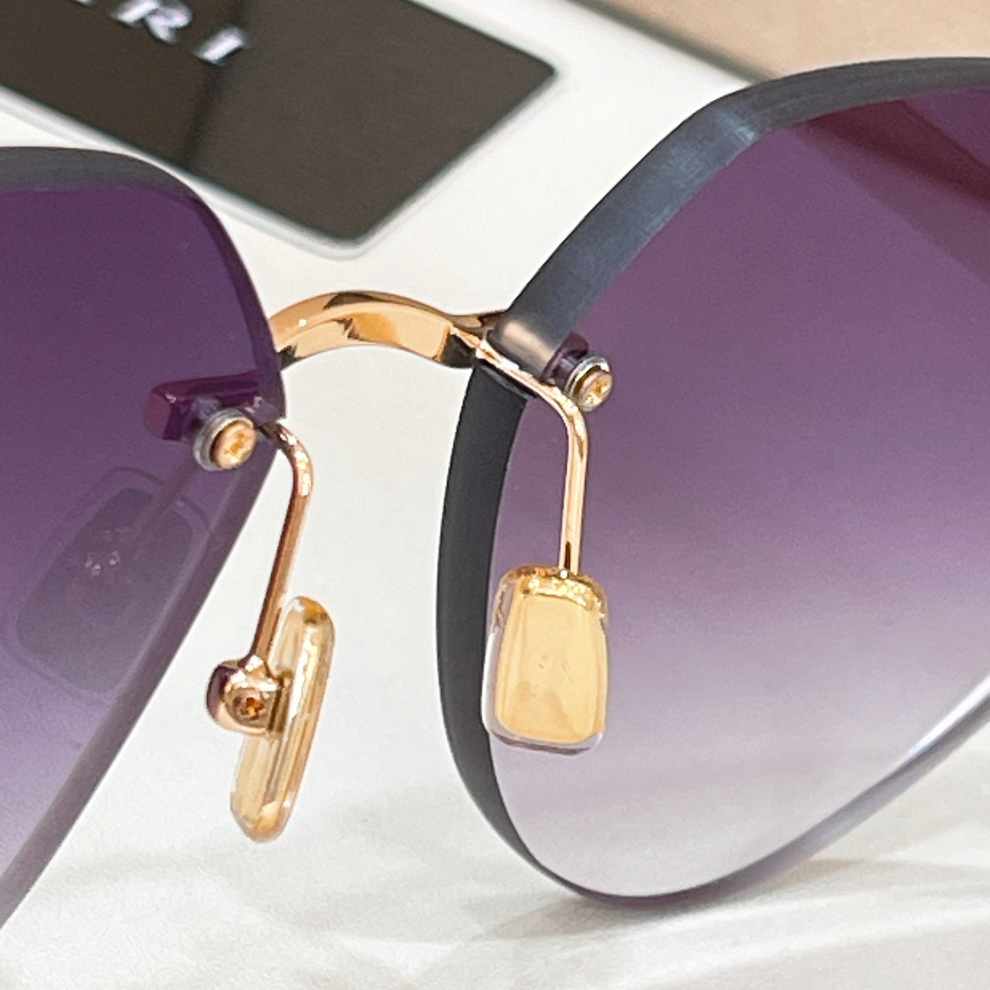 BVLGARI Sunglasses BV40059U